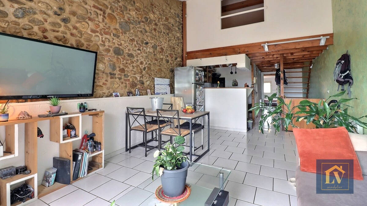 Appartement à CORNEILLA-LA-RIVIERE