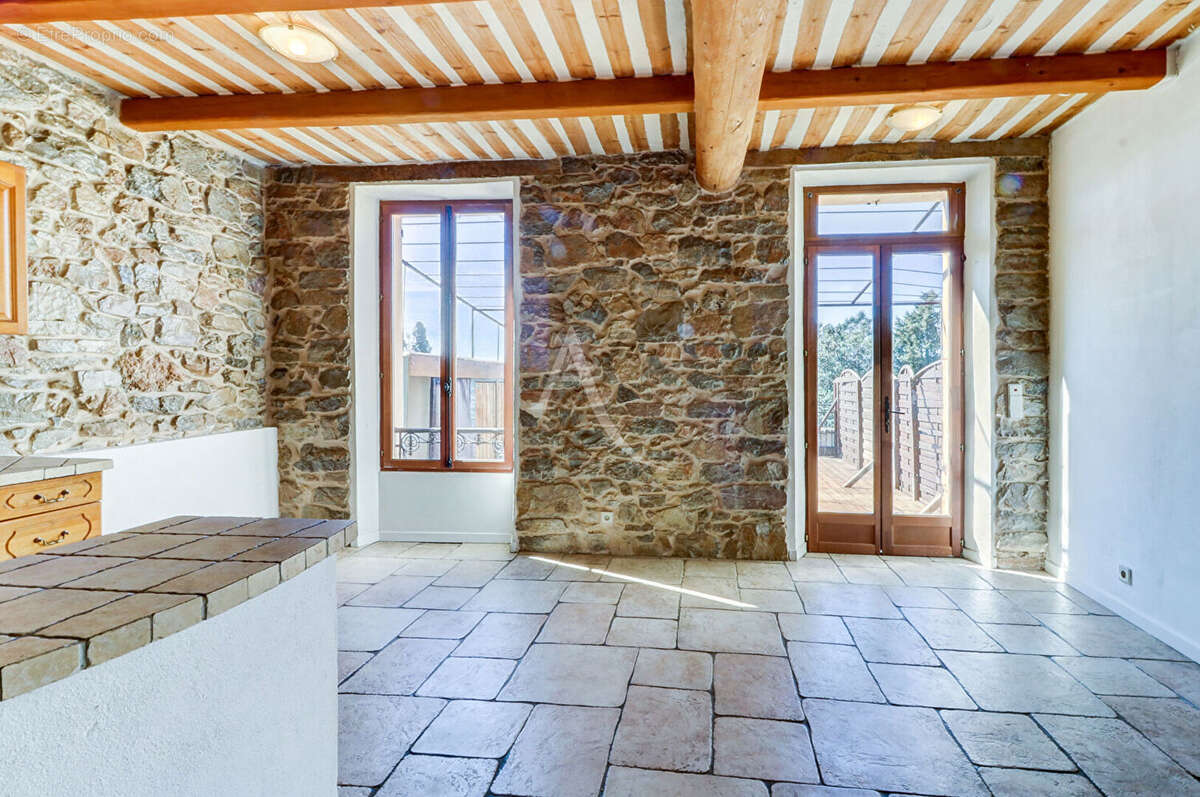 Maison à FAYENCE