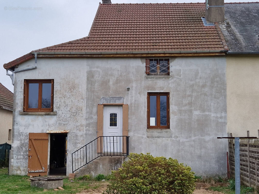 Maison à TAVERNAY