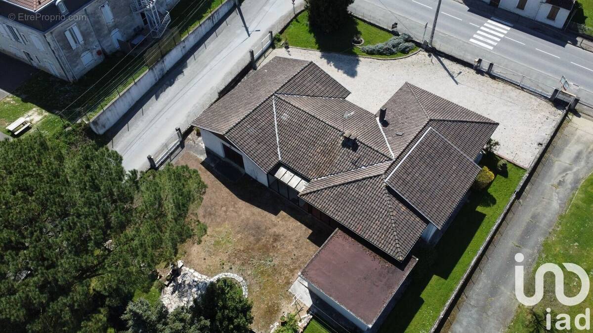 Photo 1 - Maison à MANE