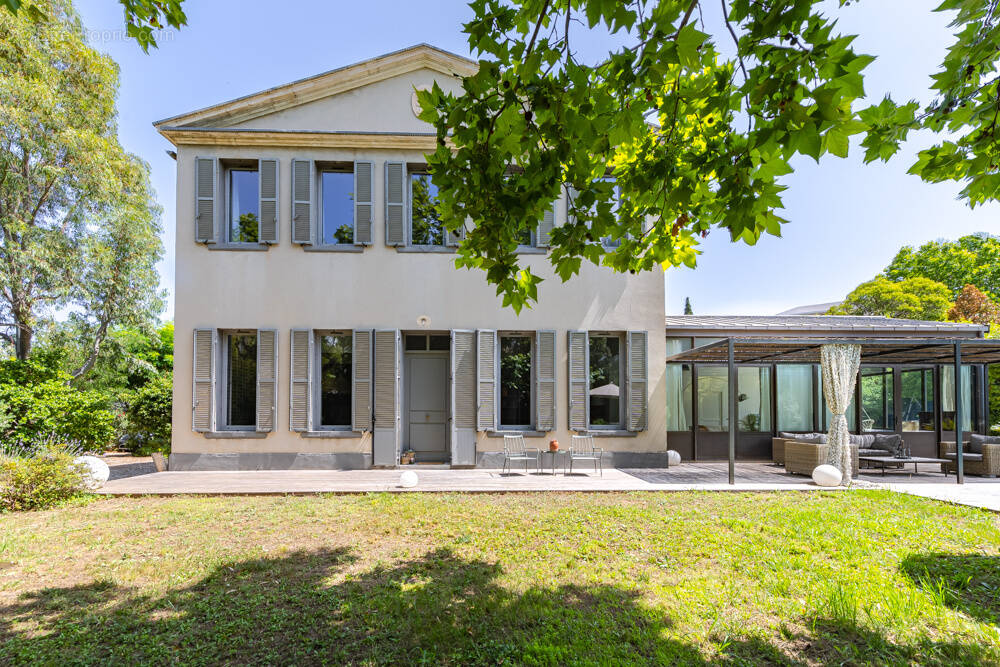 Maison à MARSEILLE-9E