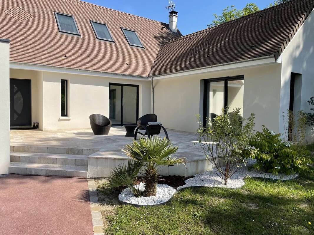 Maison à NOISY-SUR-ECOLE