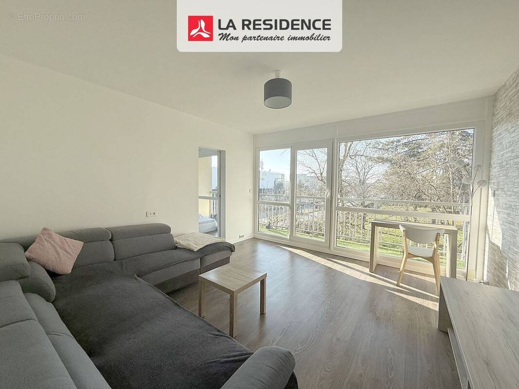 Appartement à VELIZY-VILLACOUBLAY