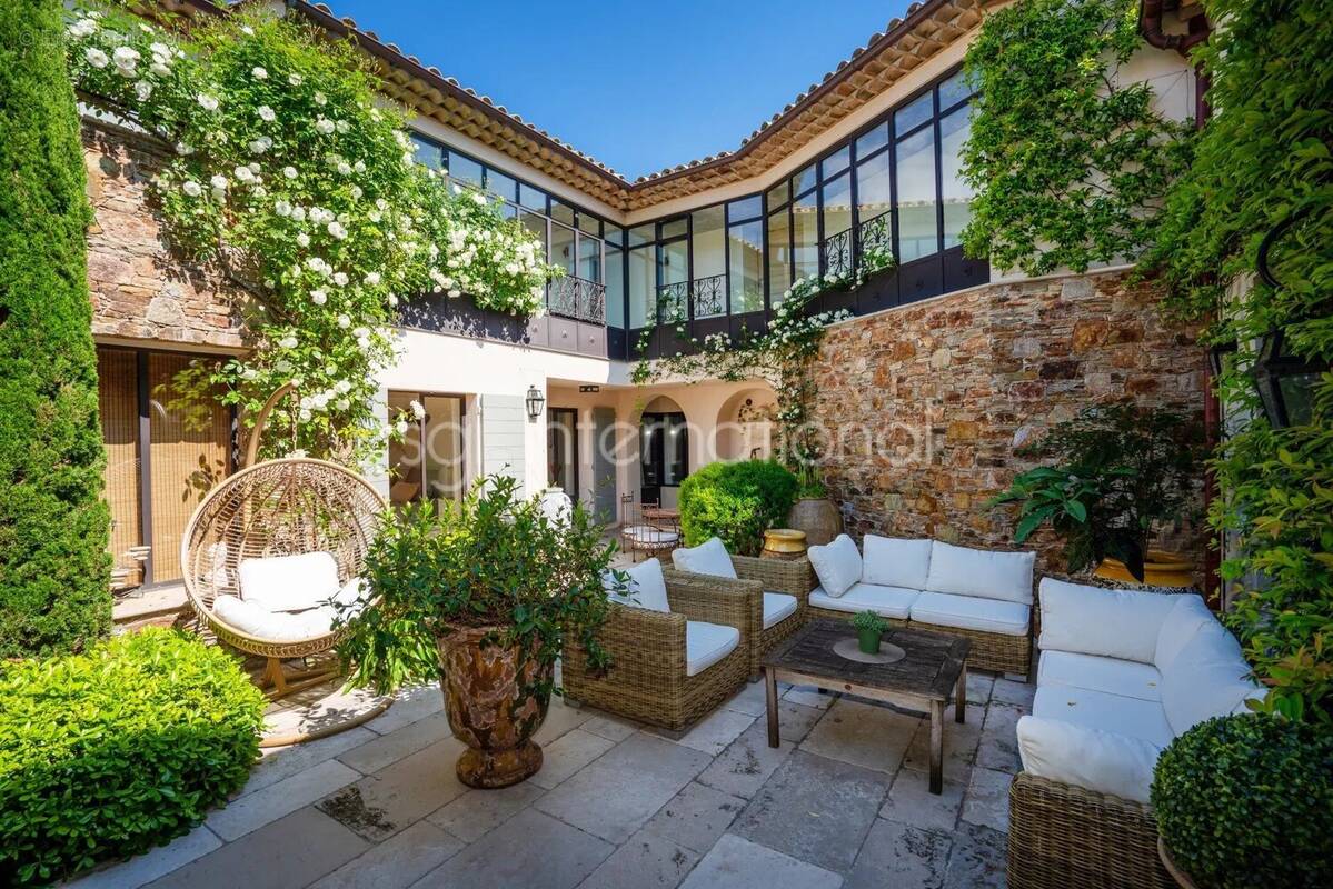Maison à SAINT-TROPEZ