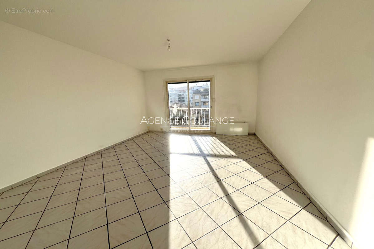 Appartement à MARSEILLE-10E