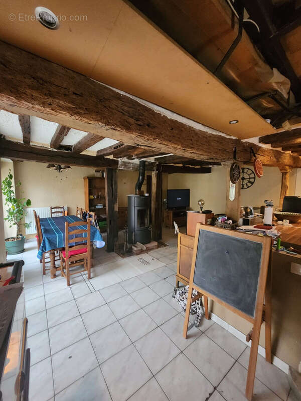 Maison à CERNY