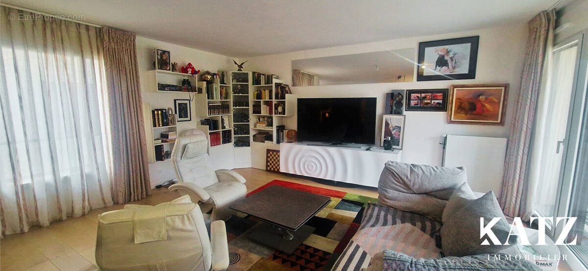 Appartement à GARCHES
