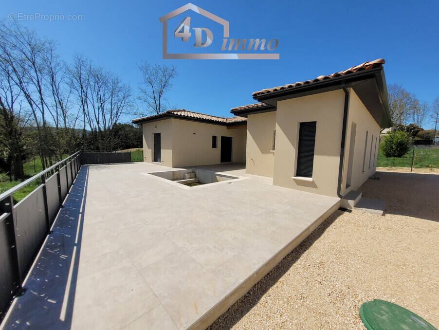 Maison à VALLON-PONT-D&#039;ARC