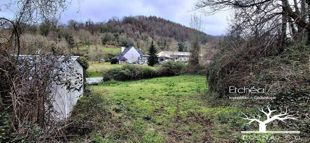 Terrain à SEVIGNACQ-MEYRACQ