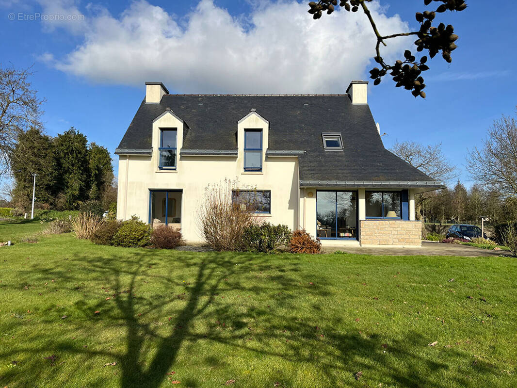 Maison à NAIZIN