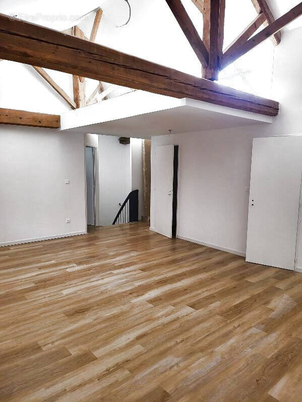 Appartement à BEAUREPAIRE