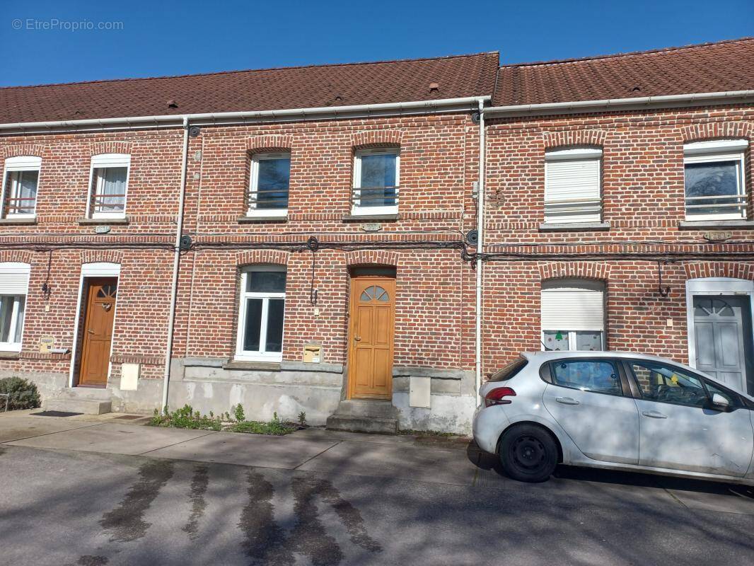 Maison à BRUAY-LA-BUISSIERE