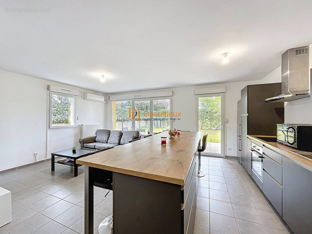 Appartement à VENISSIEUX