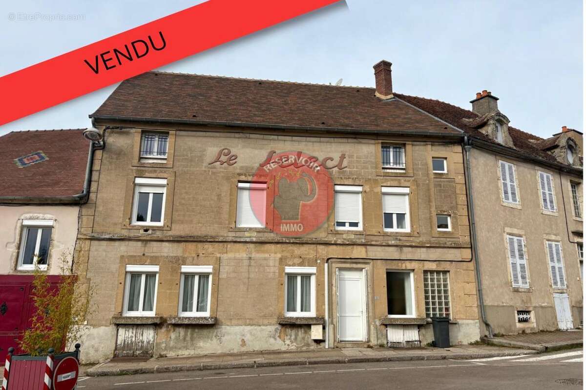 Appartement à SAULIEU