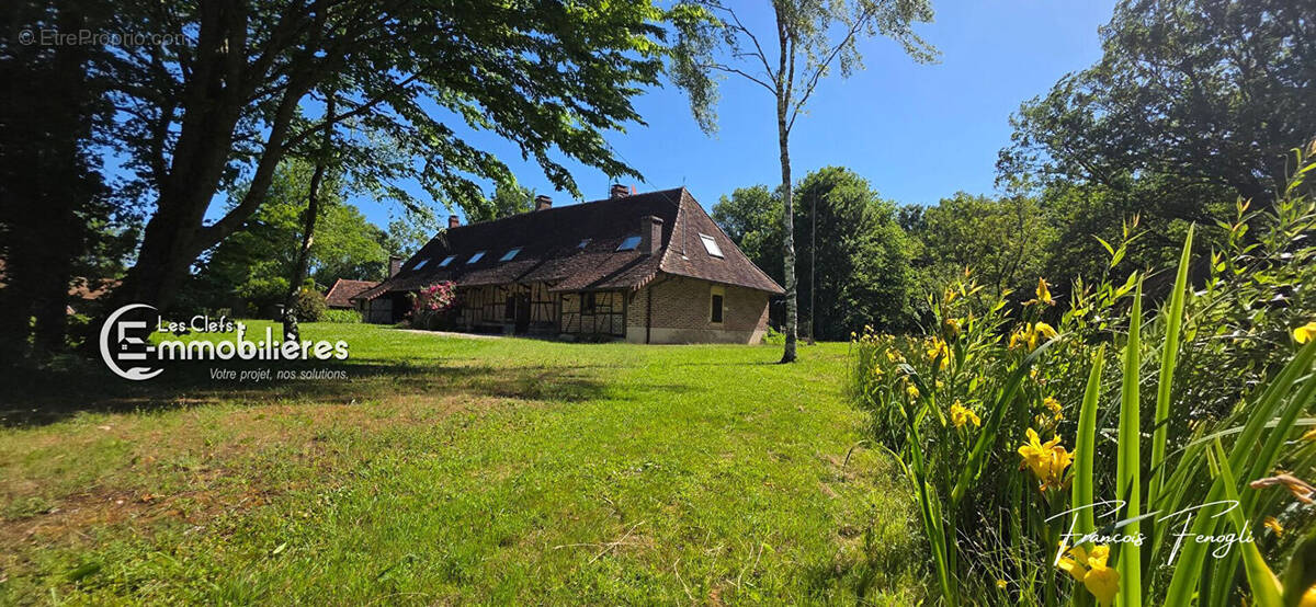 Maison à SAINT-GERMAIN-DU-BOIS