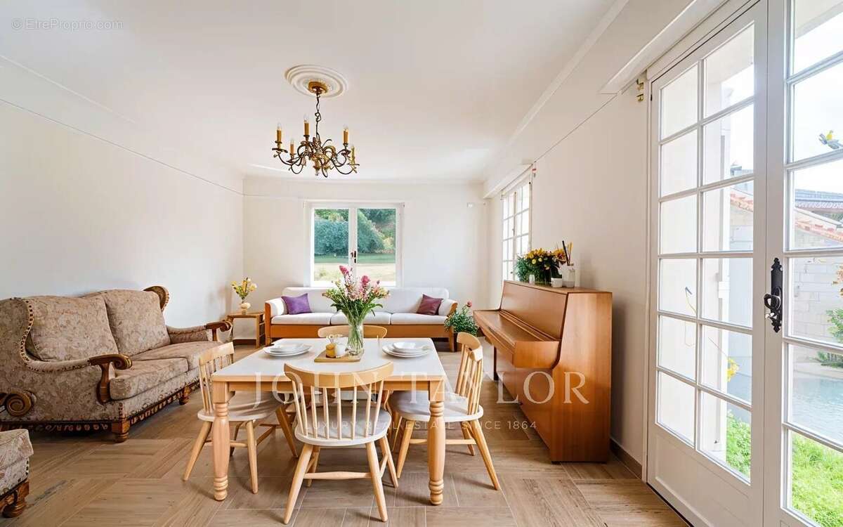 Maison à AIX-EN-PROVENCE