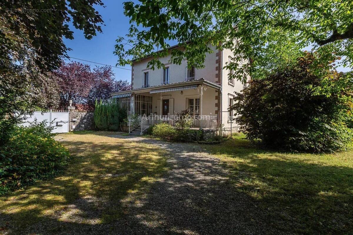 Maison à BELLEY