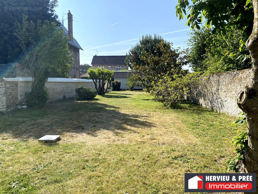Maison à OUISTREHAM