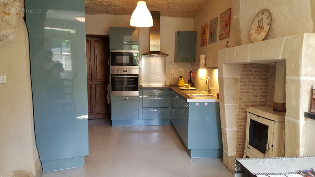 Maison à NAZELLES-NEGRON