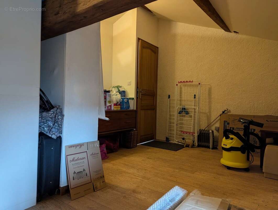 Appartement à LATHUS-SAINT-REMY