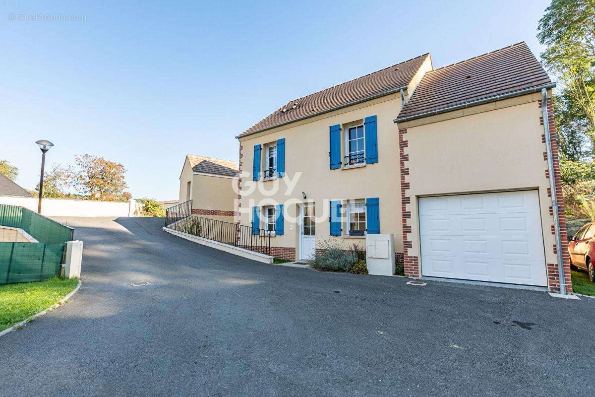 Maison à PRECY-SUR-OISE