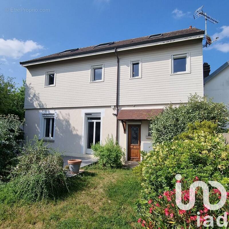 Photo 1 - Maison à JOUE-LES-TOURS