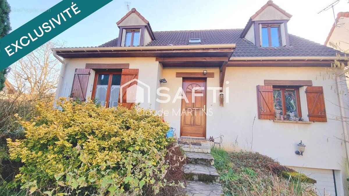 Photo 1 - Maison à VILLEBON-SUR-YVETTE