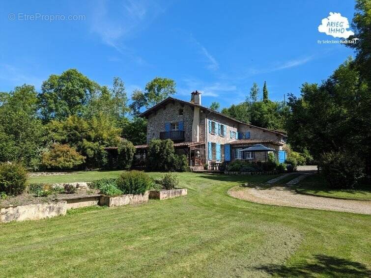 Maison à LA BASTIDE-DE-SEROU