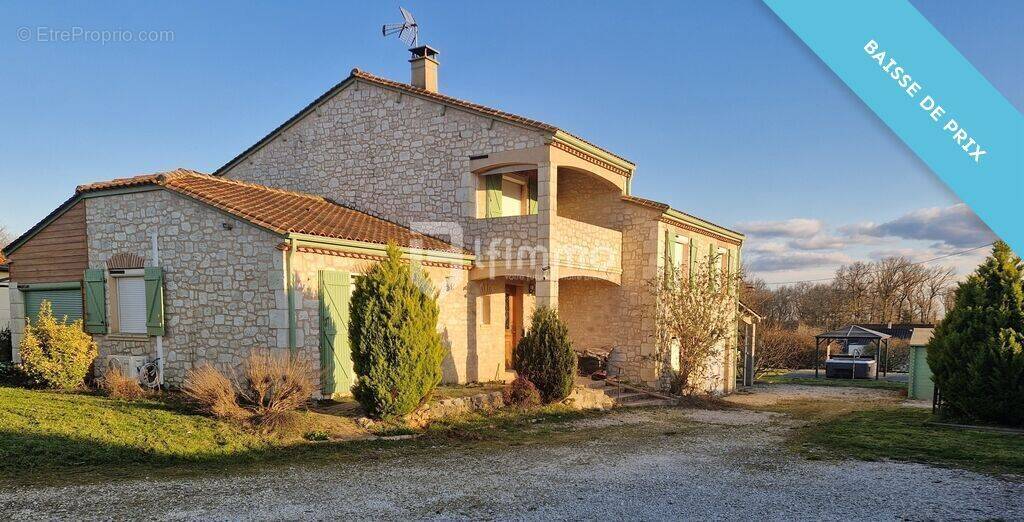 Maison à NONTRON