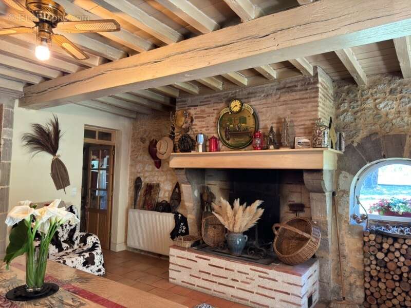 Maison à LEVIGNAC-DE-GUYENNE