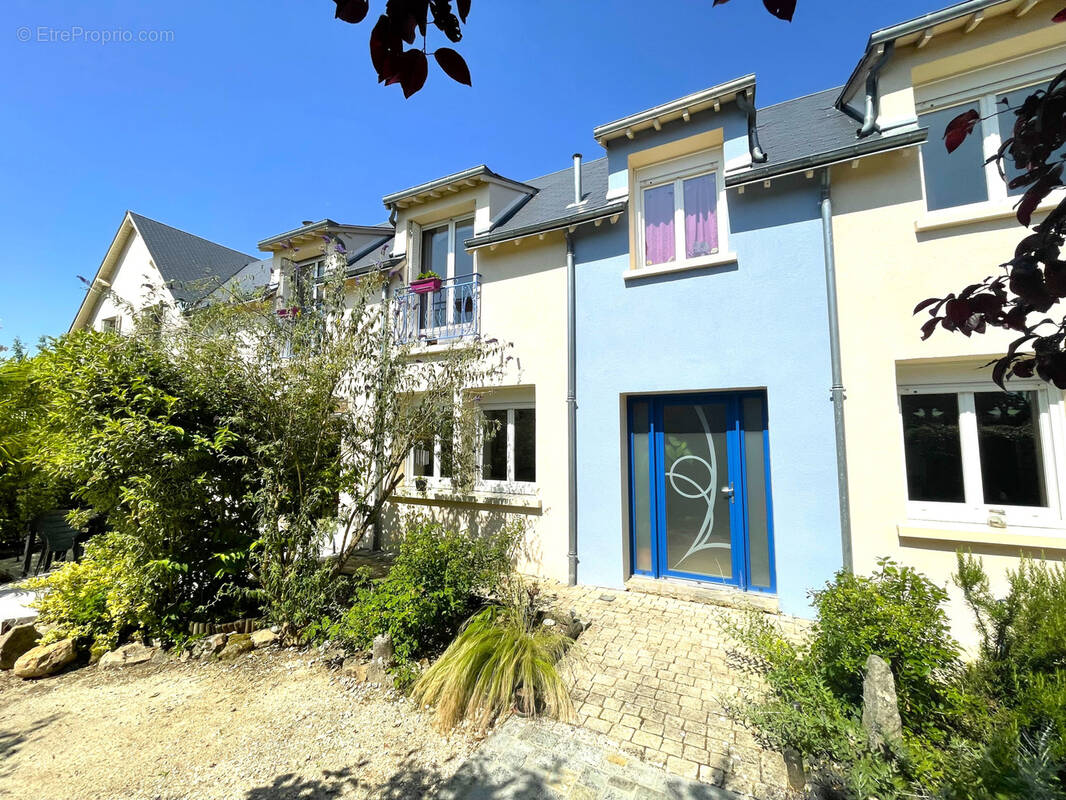 Maison à CHAMPHOL