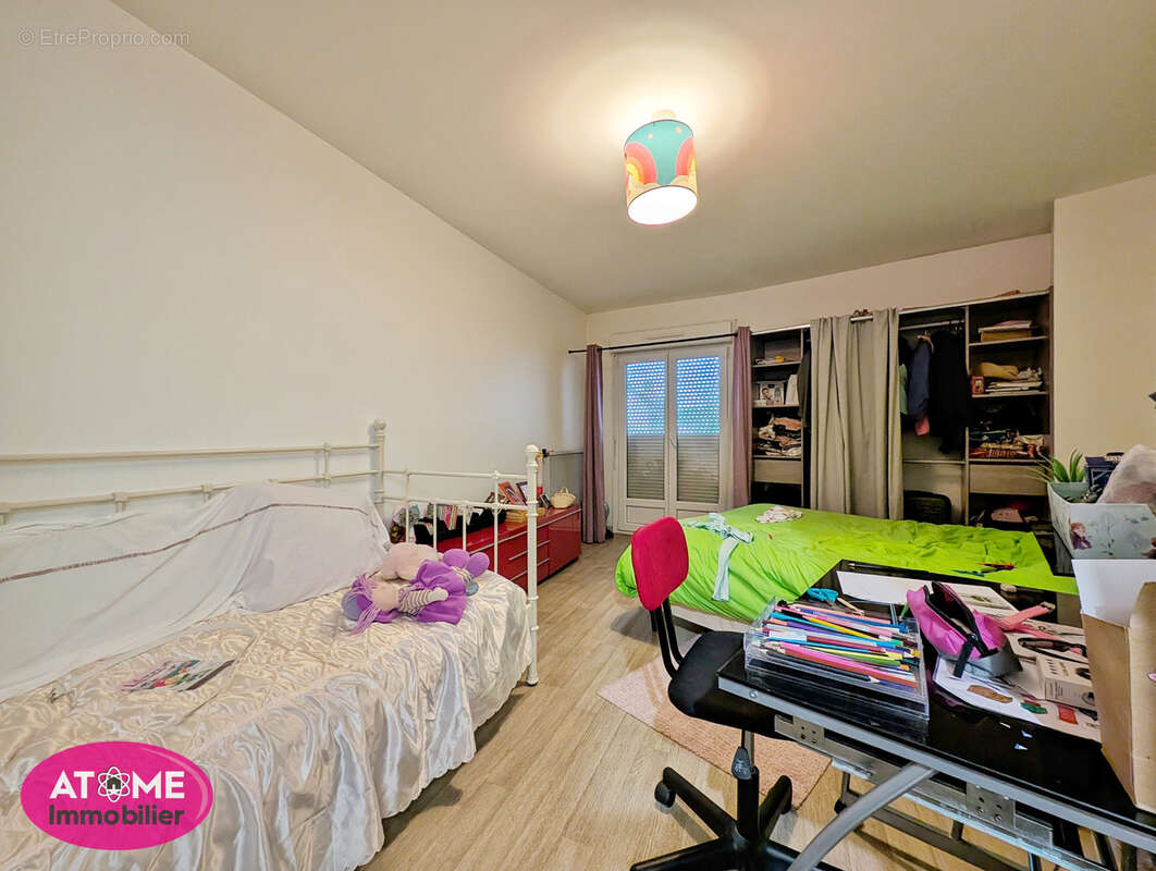 Appartement à AUBOUE