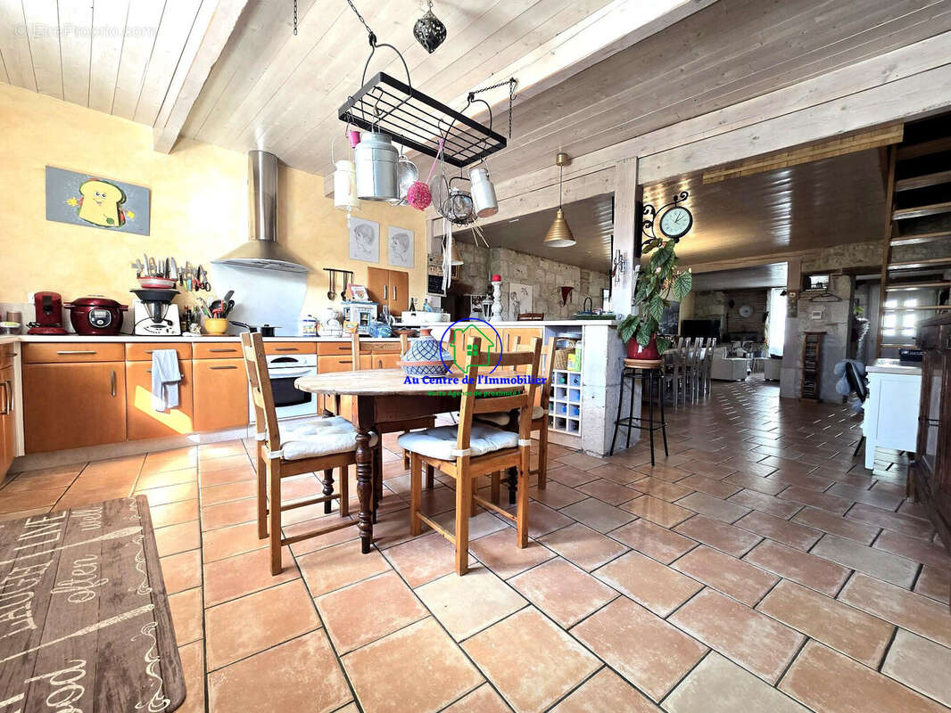 Maison à PUYMIROL