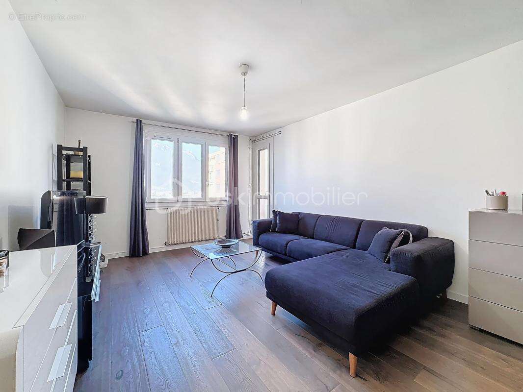 Appartement à ECHIROLLES