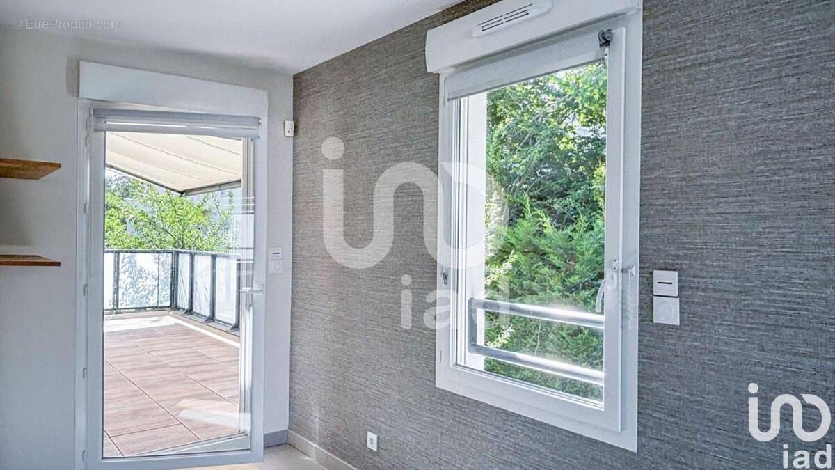Photo 1 - Appartement à CHARBONNIERES-LES-BAINS