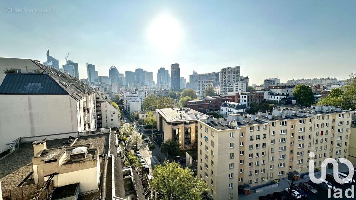 Photo 5 - Appartement à COURBEVOIE