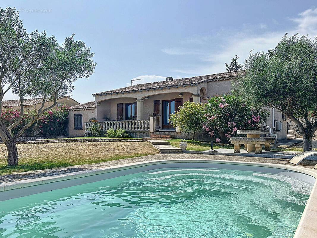 Maison à LES ANGLES