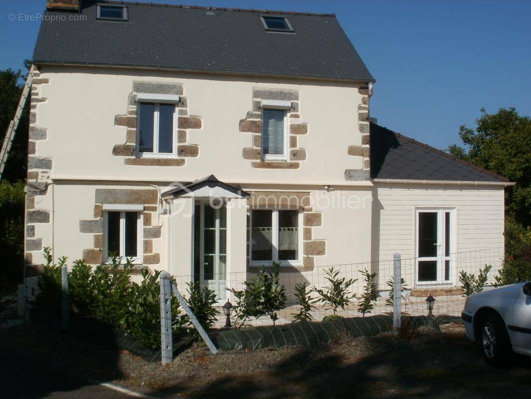 Maison à VILLEDIEU-LES-POELES