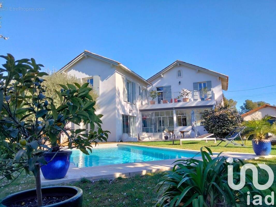 Photo 1 - Maison à MARSEILLE-12E