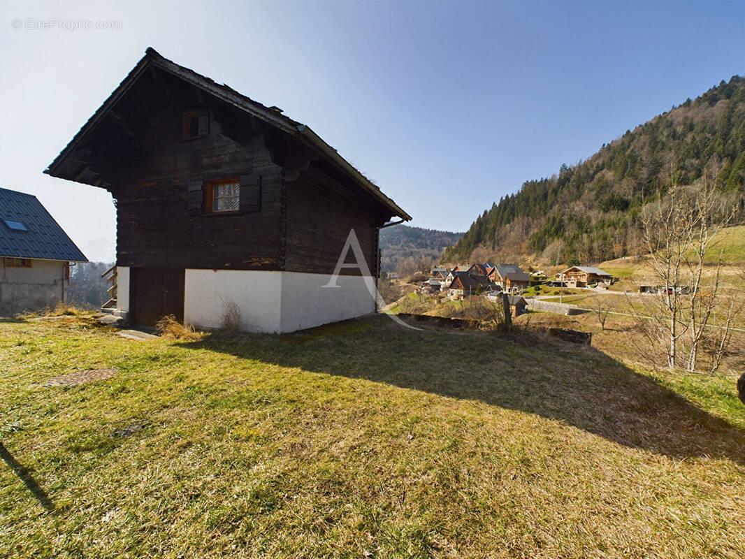 Maison à TALLOIRES