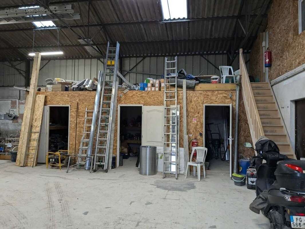tlchargement - Commerce à PUYMOYEN