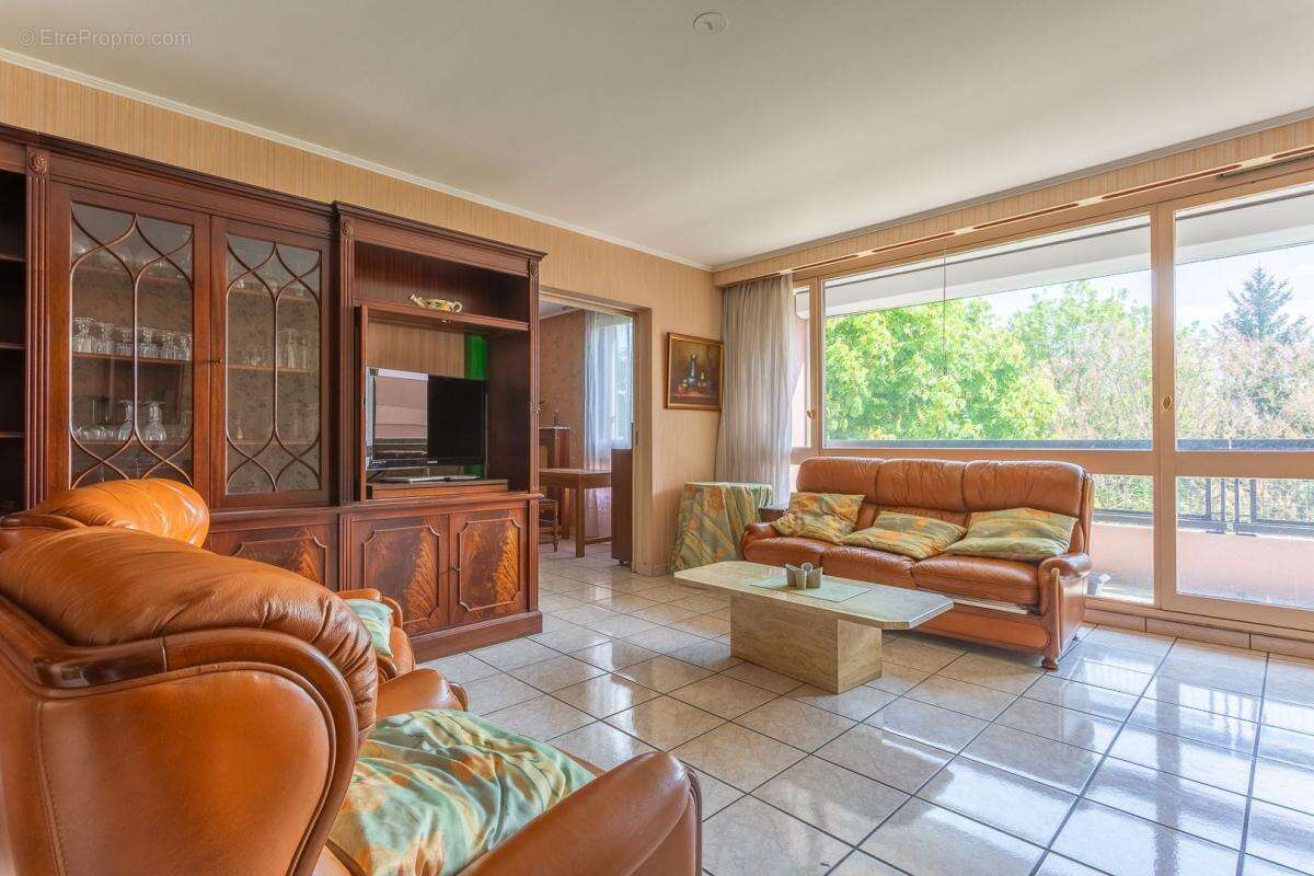 Appartement à CROSNE