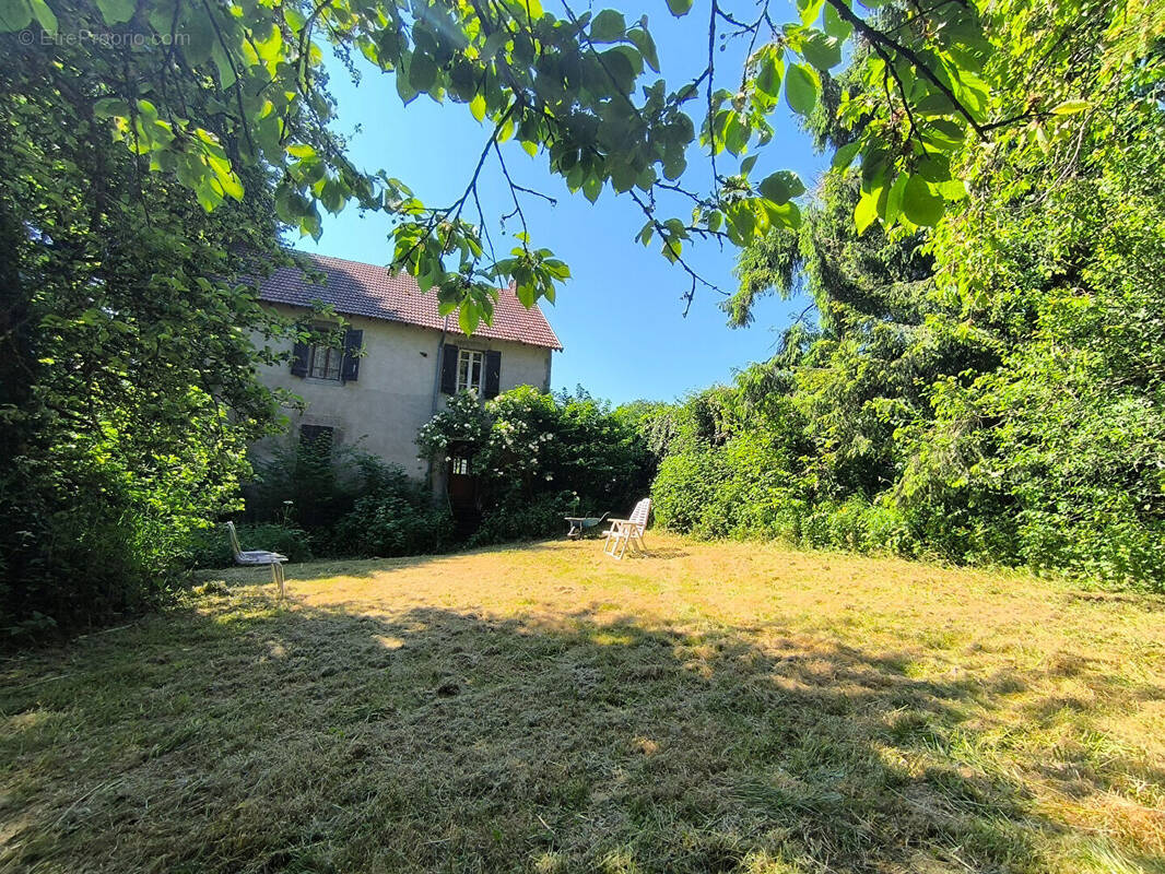 Maison à LE QUARTIER