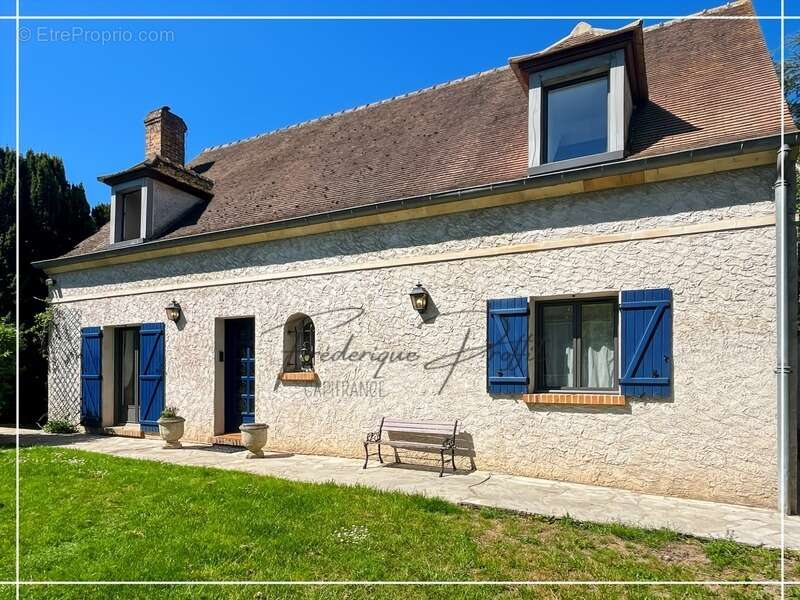 Maison à CHANTILLY