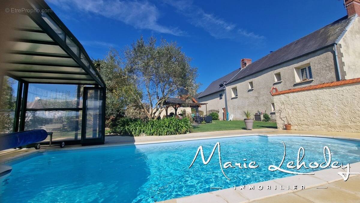Maison à BREHAL