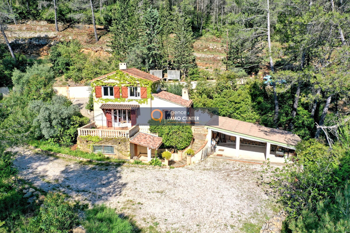 Maison à SOLLIES-TOUCAS