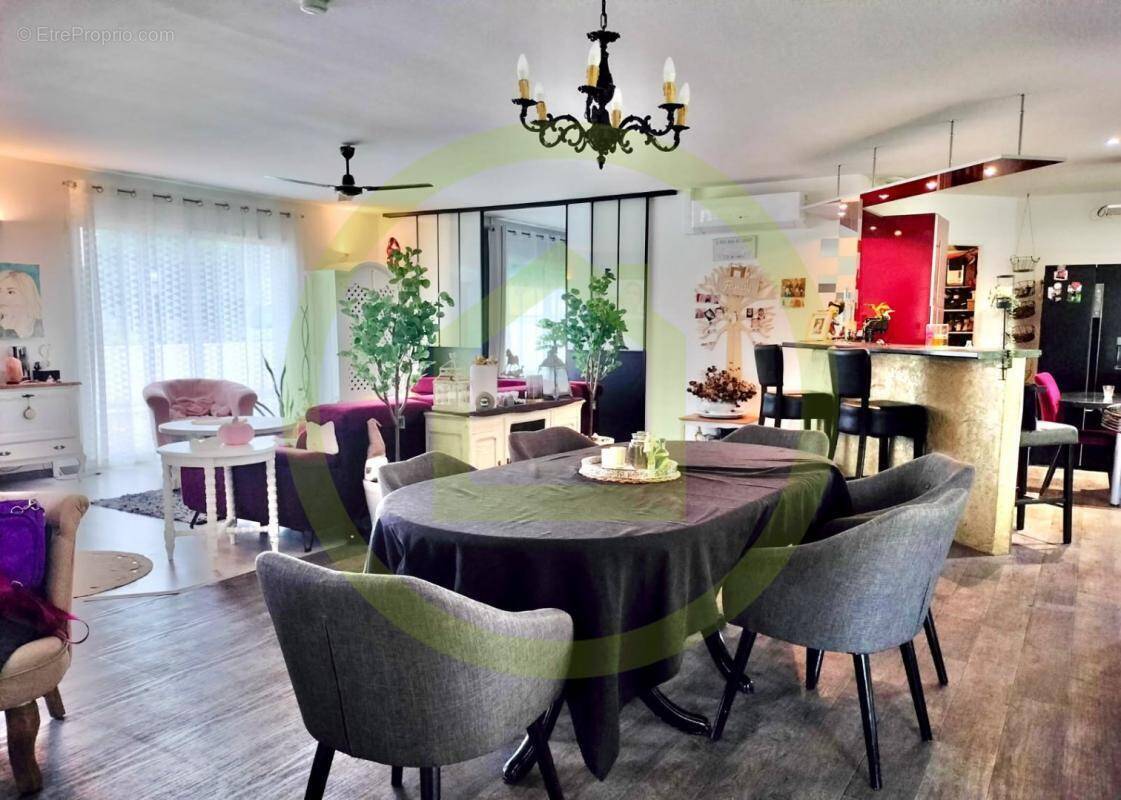 Maison à MATHA