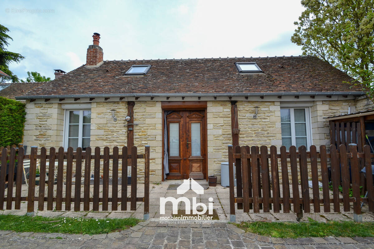 Maison à PLAILLY