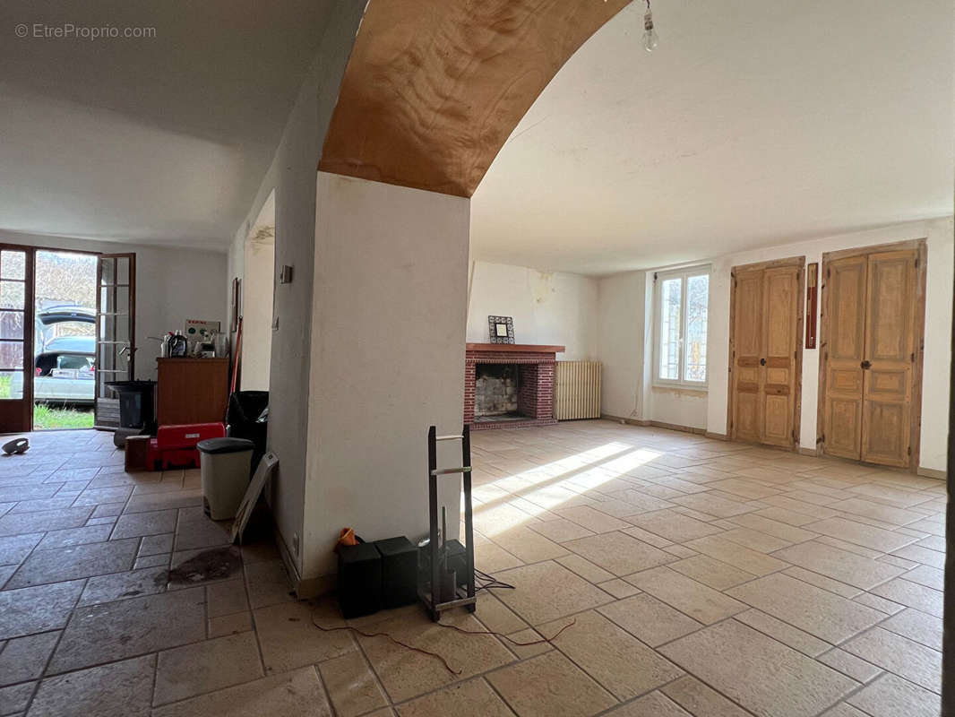 Maison à CIVAUX