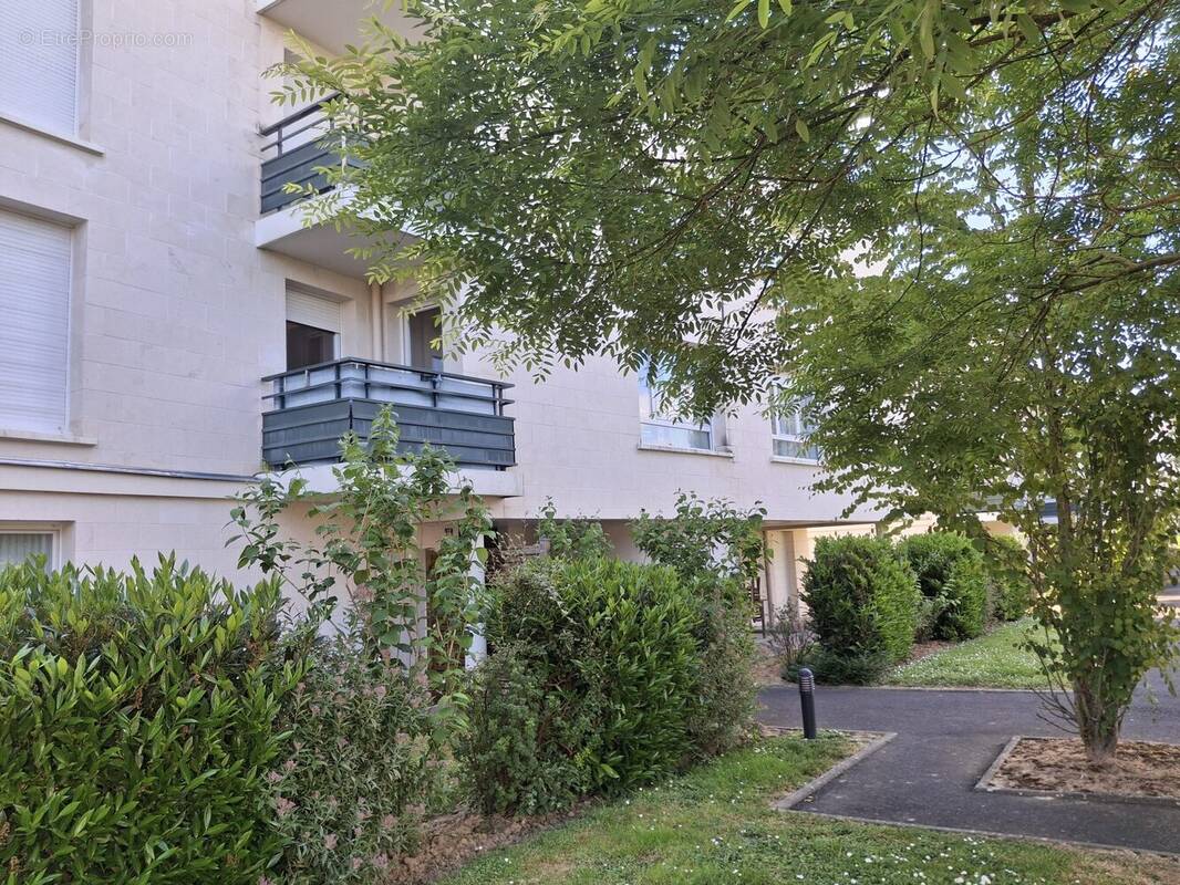 Appartement à SAINT-CYR-SUR-LOIRE